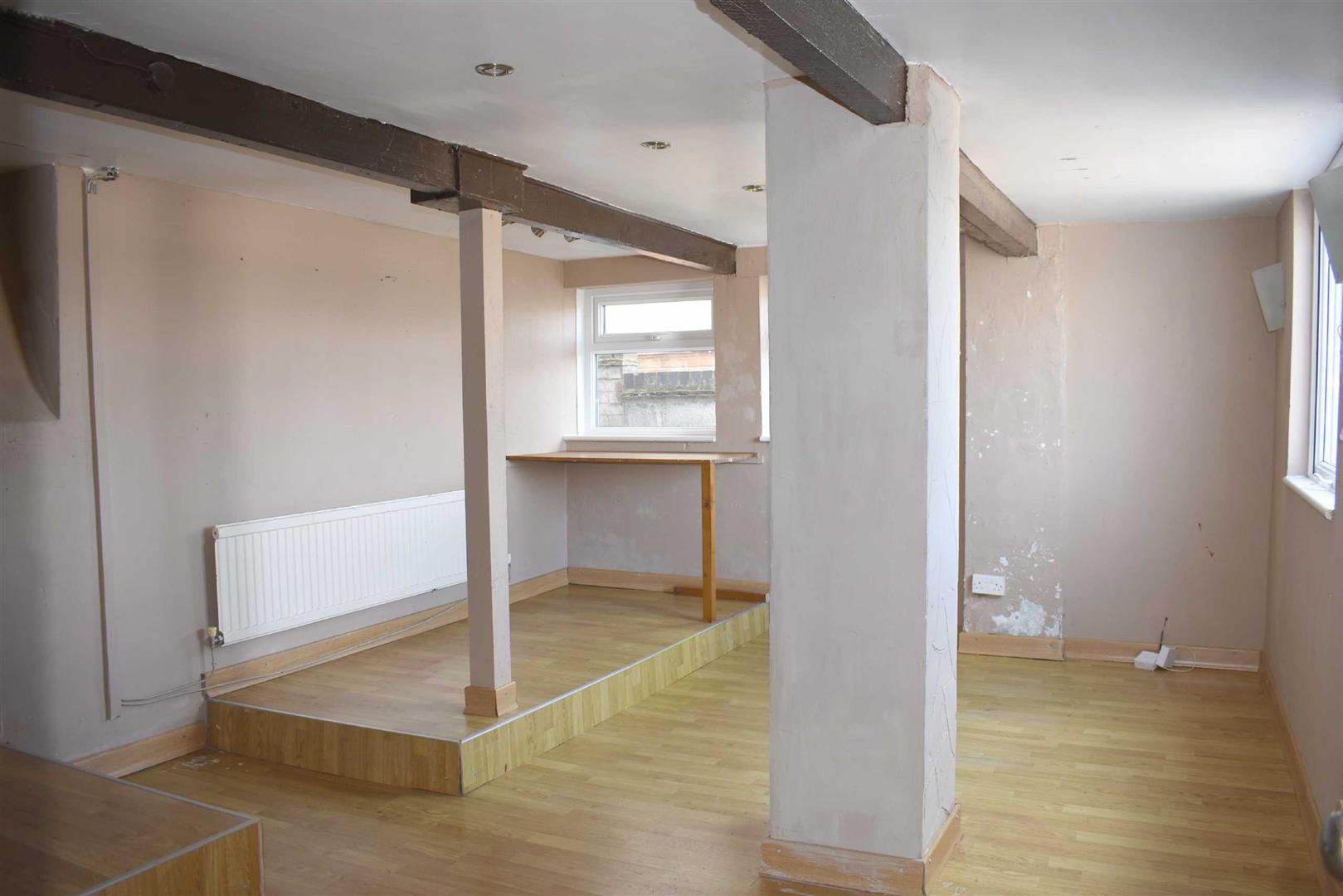 Broadview Lane, Mumbles, Swansea, SA3 4LN